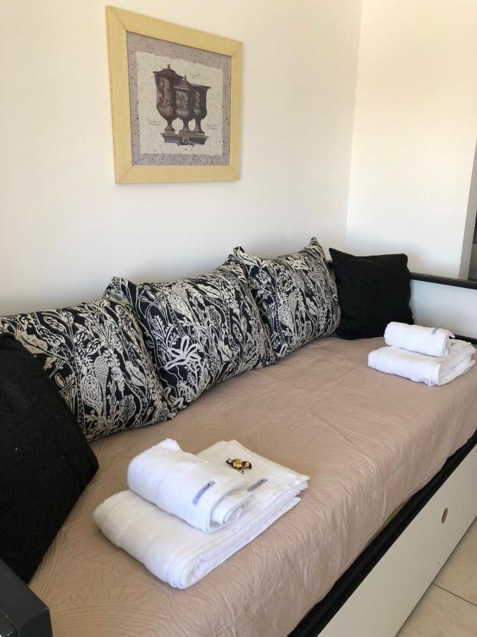 Villa Ober Suites Neuquén Exteriör bild